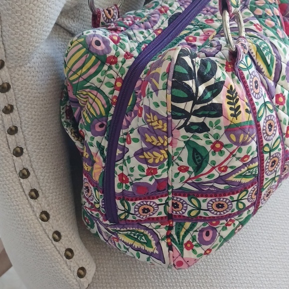 Vera Bradley Large Shoulder Bag / Tote In Viva La Vera Floral Pattern - Picture 5 of 17